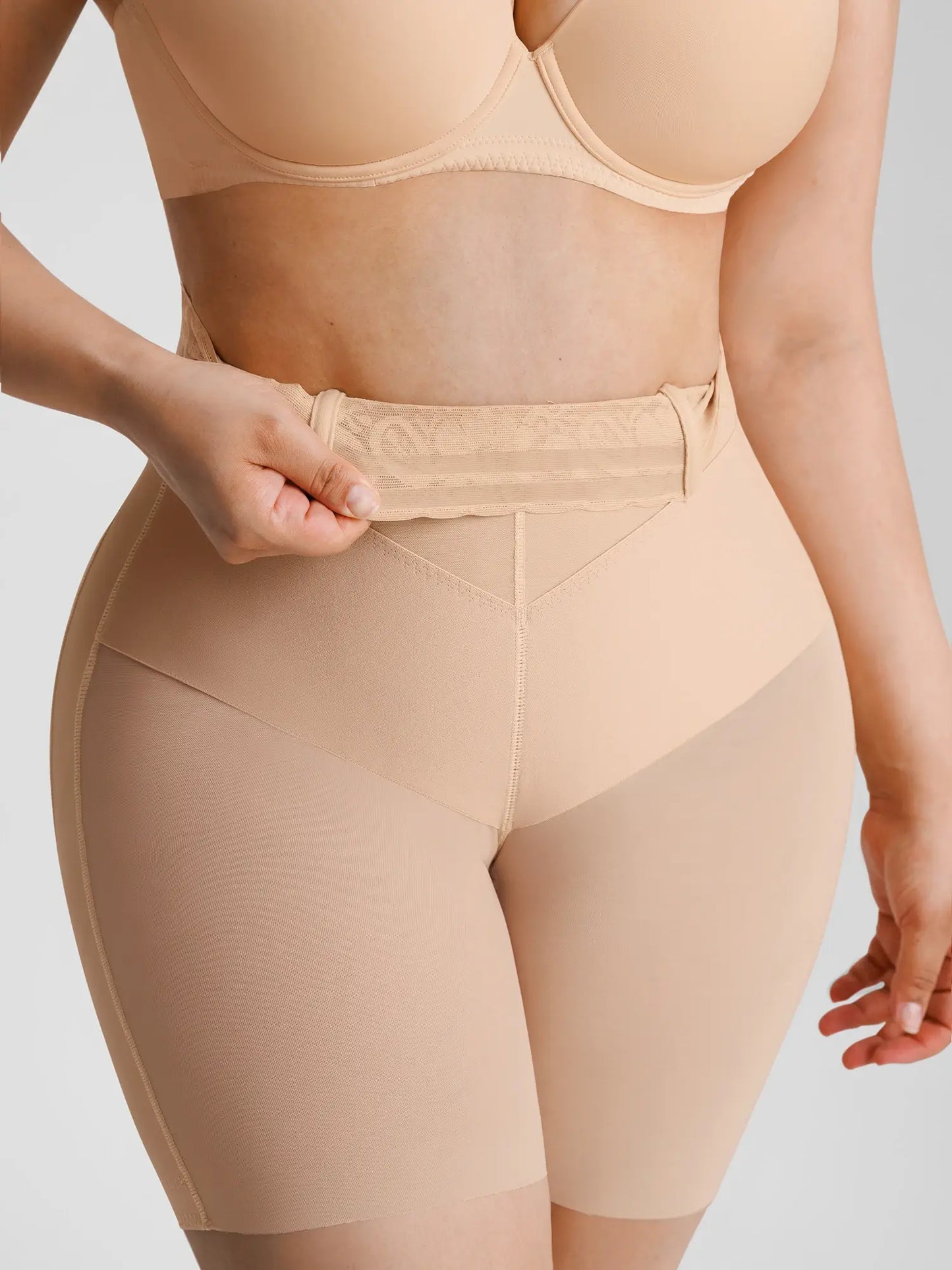 🏆LUCKYSONG® Butt Lift Ultra-Stretch V-Band Shaper Short🪻