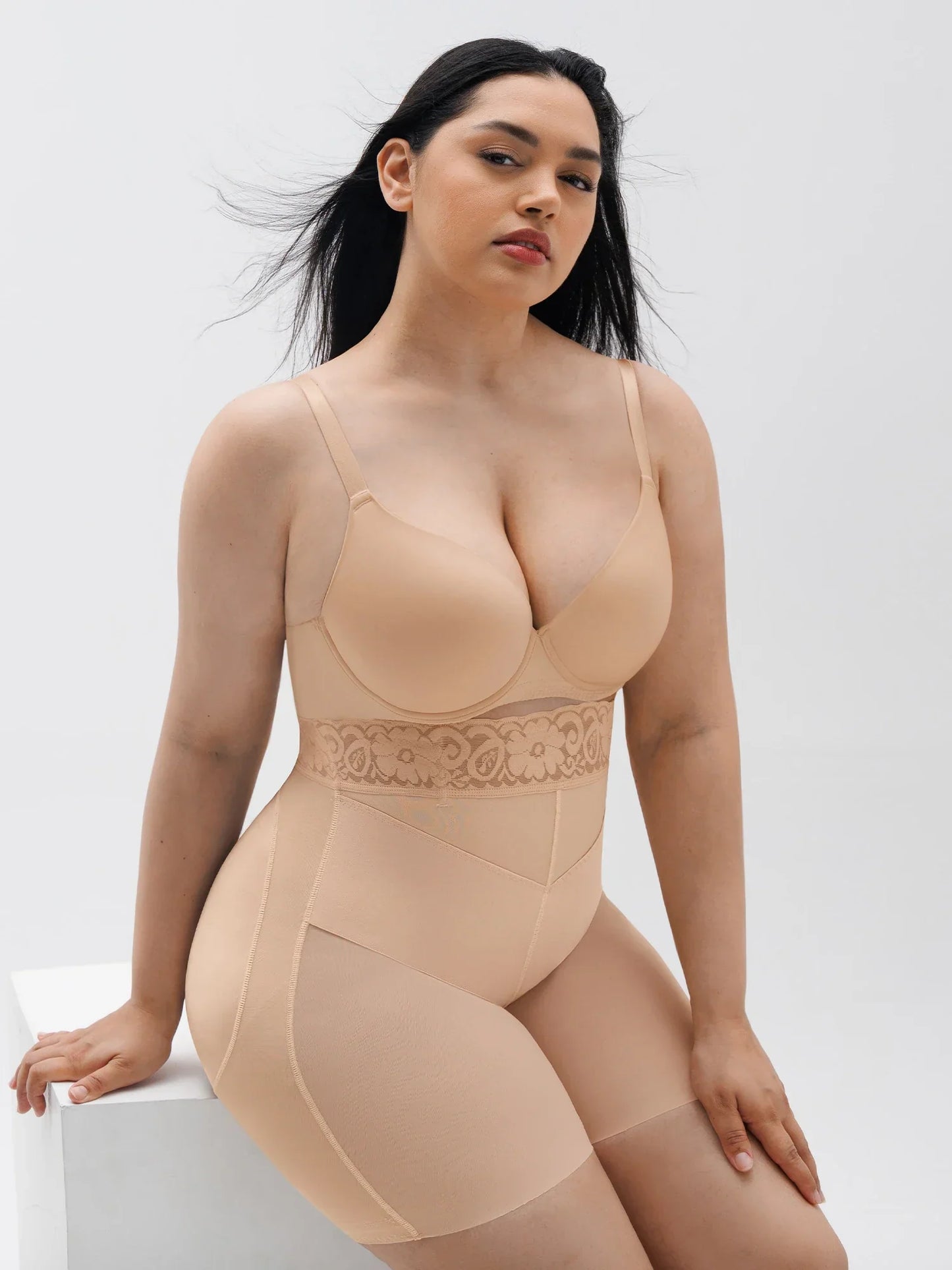 🏆LUCKYSONG® Butt Lift Ultra-Stretch V-Band Shaper Short🪻