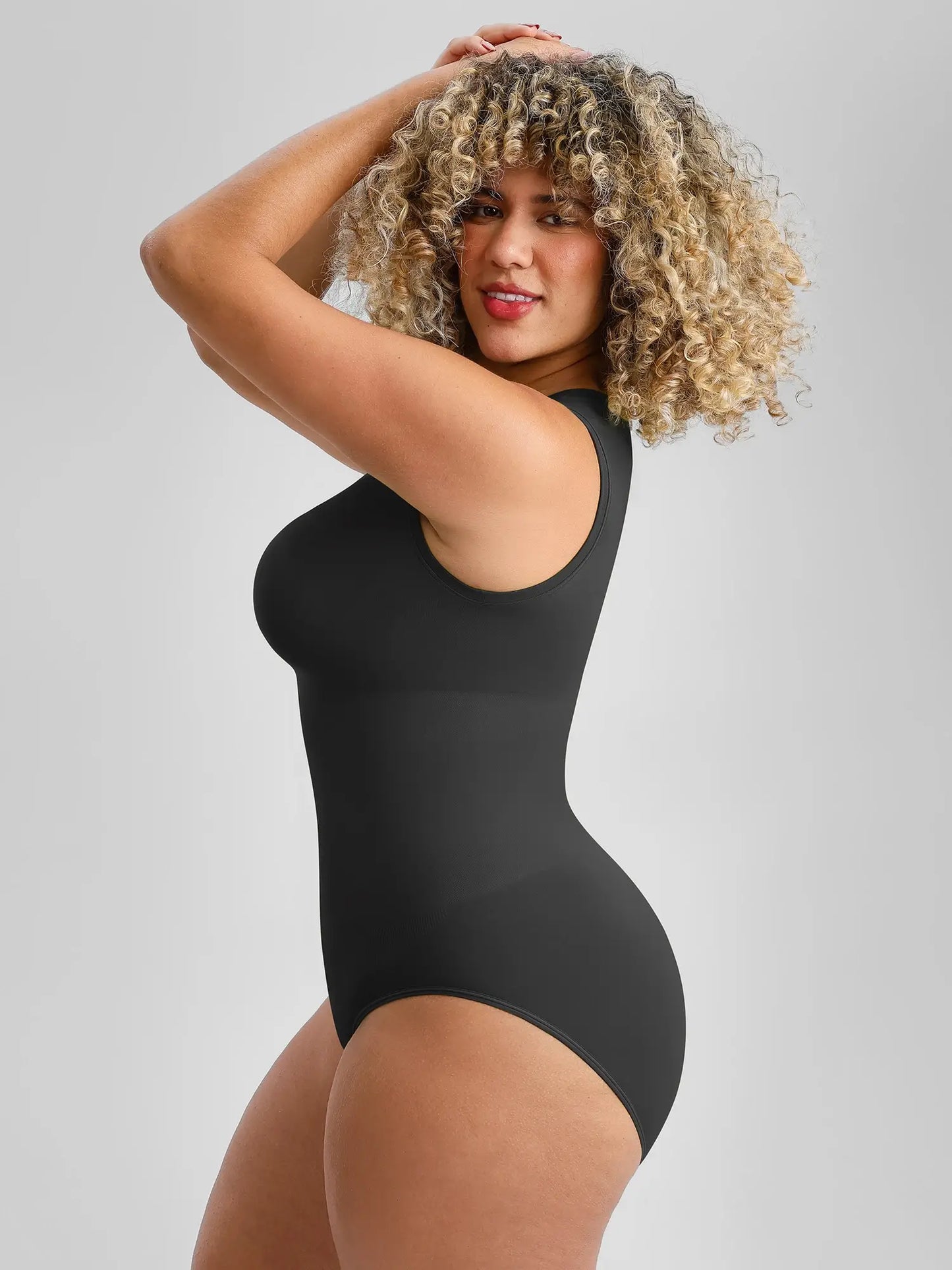 🏆LUCKYSONG®  Scoop Neck Buttery Seamless Everyday Bodysuit🪻